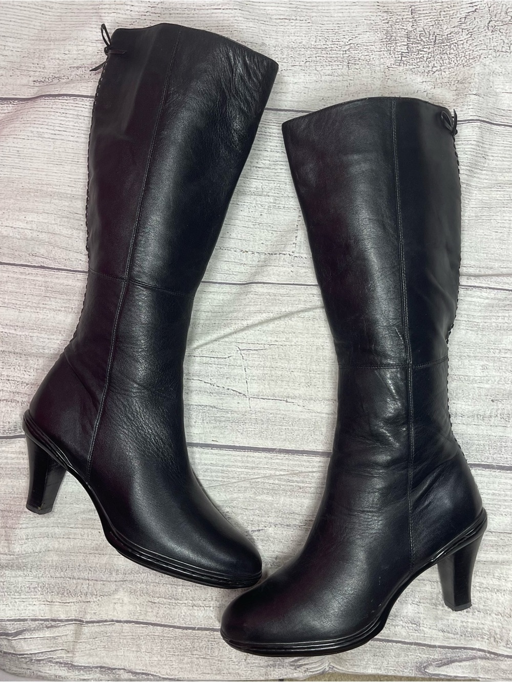 Sofft Women’s 8 Black Knee High Soft Leather Heel Boots